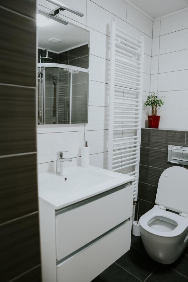 Apartman Nikola Gospić Exteriör bild