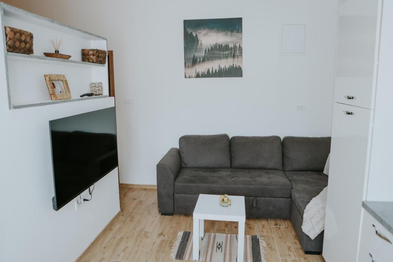 Apartman Nikola Gospić Exteriör bild
