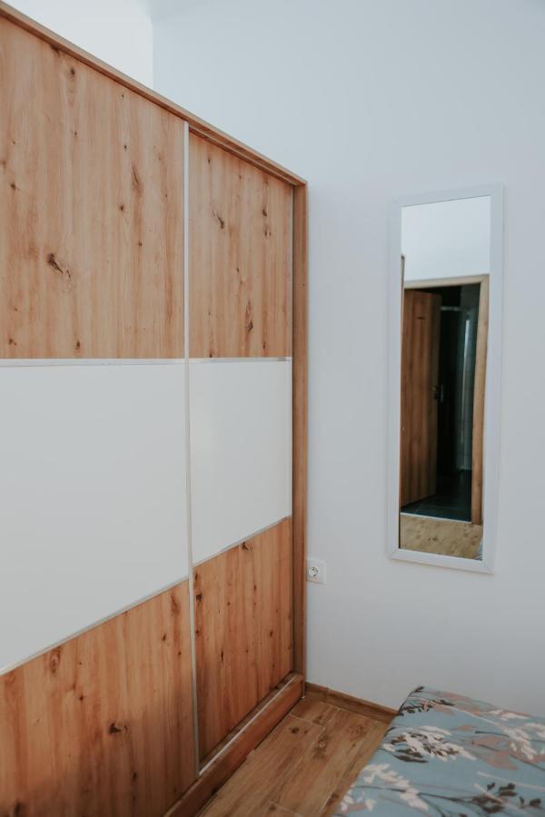 Apartman Nikola Gospić Exteriör bild