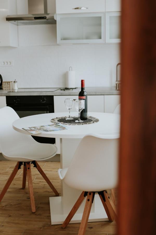 Apartman Nikola Gospić Exteriör bild