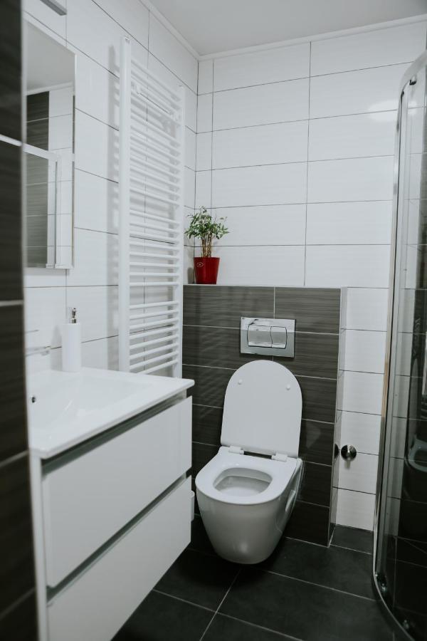 Apartman Nikola Gospić Exteriör bild