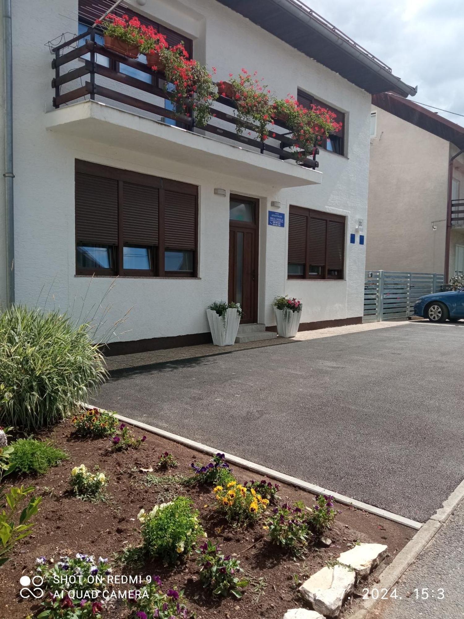 Apartman Nikola Gospić Exteriör bild
